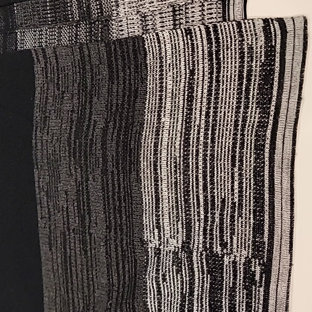 AB Studio Open Cape Black Gray Medium - Picture 4 of 11
